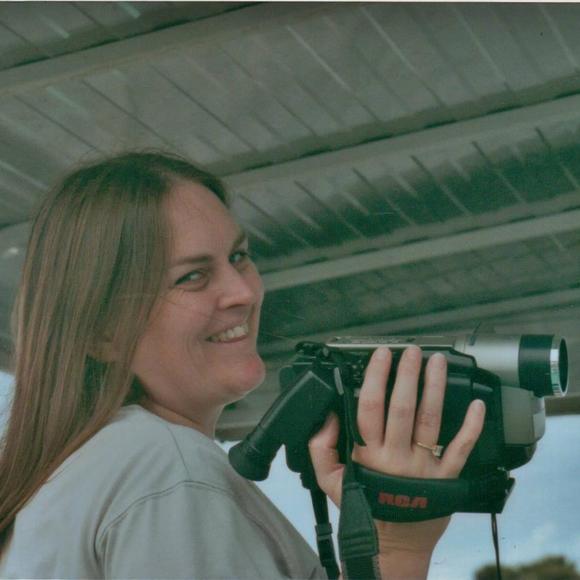 Meet your Posher, Dee - Picture 1 of 1